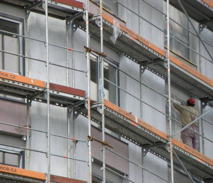 Fassade mit Gerüst